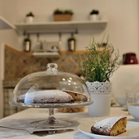 Real Teatro Umberto I Bed & Breakfast Palermo Eksteriør bilde