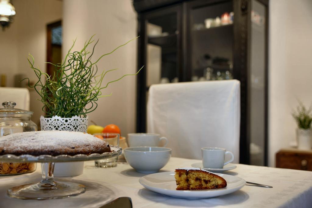 Real Teatro Umberto I Bed & Breakfast Palermo Eksteriør bilde