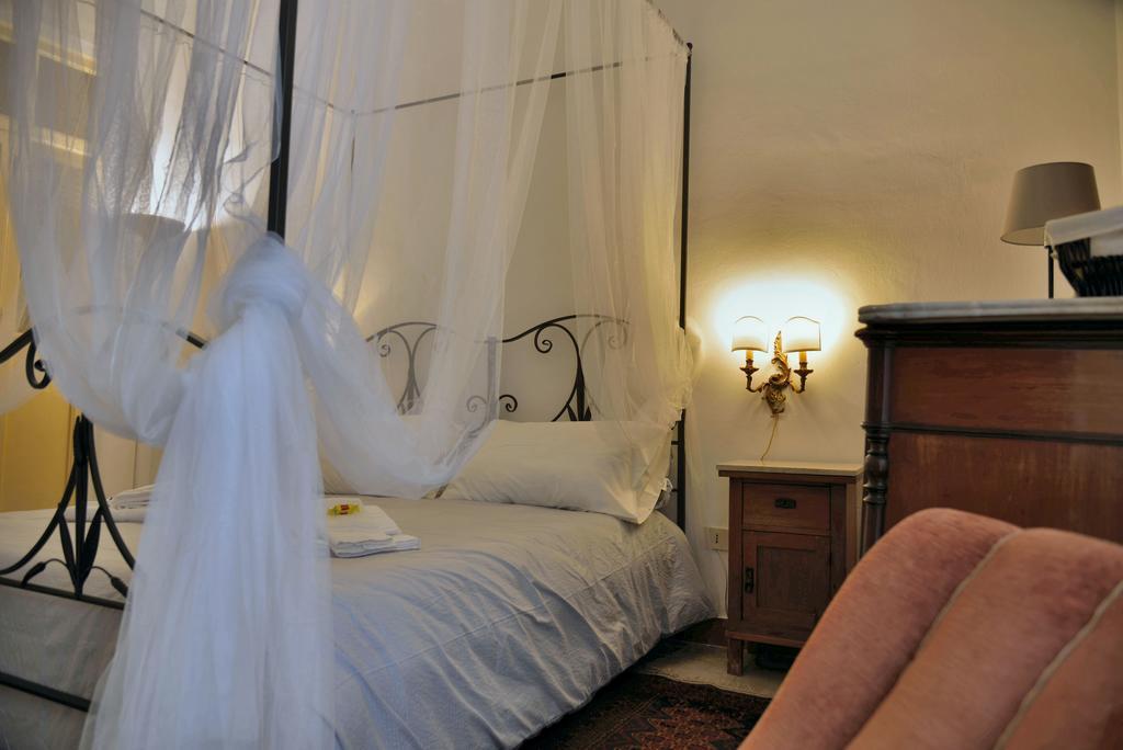Real Teatro Umberto I Bed & Breakfast Palermo Eksteriør bilde